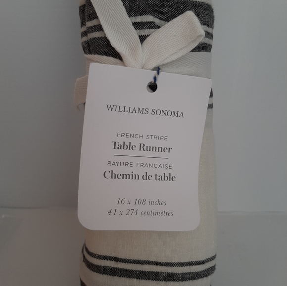Williams Sonoma French Stripe Table Runner - Thumbnail 4